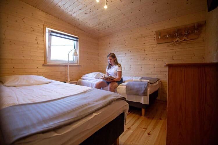 Comfortable Bungalow With A Covered Terrace, For 6 People, เมียนซิดดรอแย ภายนอก รูปภาพ